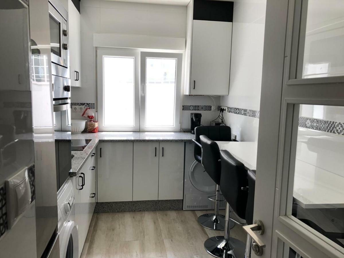 Residencia Compostela 2 Bed & Breakfast ซานติอาโก เด กอมโปสเตลา ภายนอก รูปภาพ